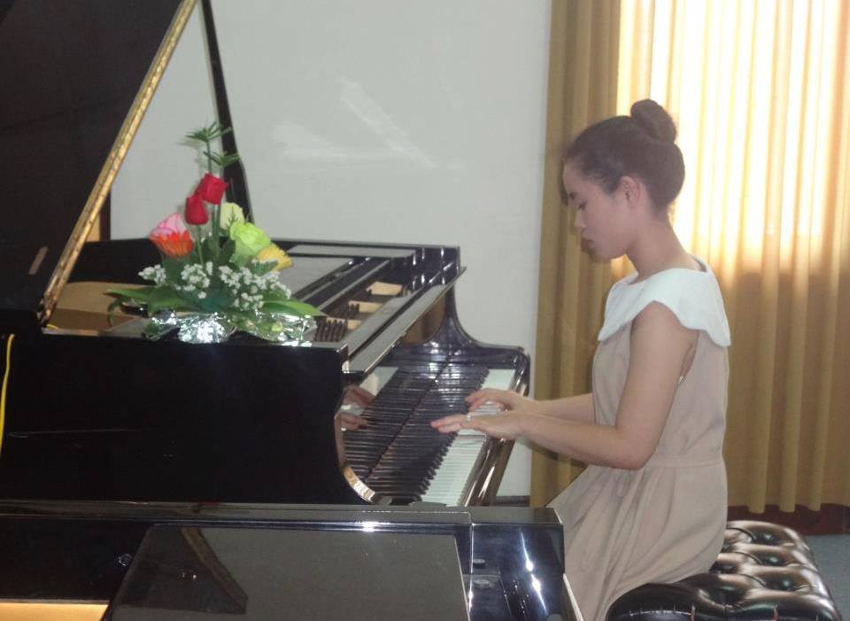 Gia sư dạy đàn Piano tại quận 4